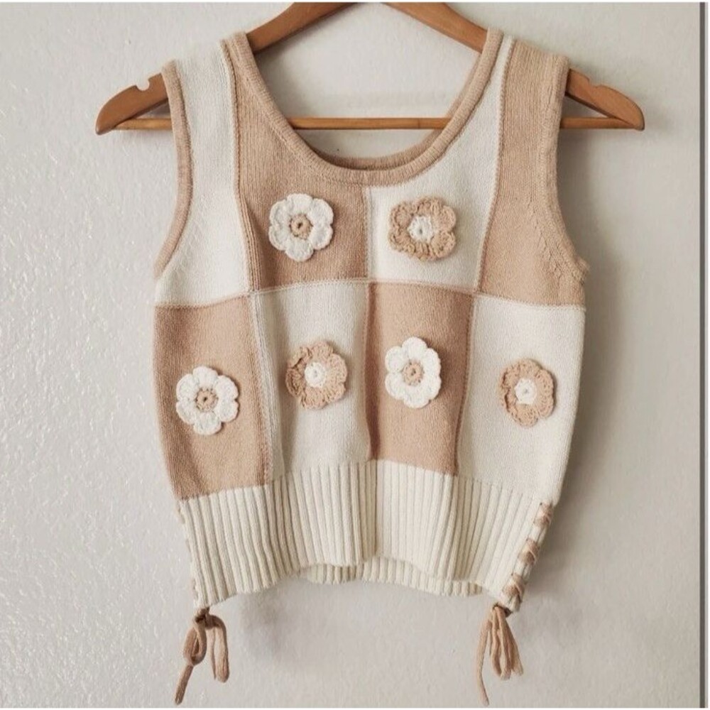 Industry Knit Tank Top Women PTP 17 XS Crop Cream Checkered Floral 3D Crochet